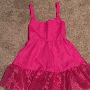 Dress size 4t was never worn no tags like new